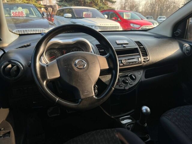 Бежевий Ніссан Ноут, об'ємом двигуна 1.4 л та пробігом 202 тис. км за 4400 $, фото 16 на Automoto.ua