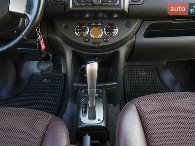 Бежевый Ниссан Ноут, объемом двигателя 1.6 л и пробегом 120 тыс. км за 7300 $, фото 23 на Automoto.ua