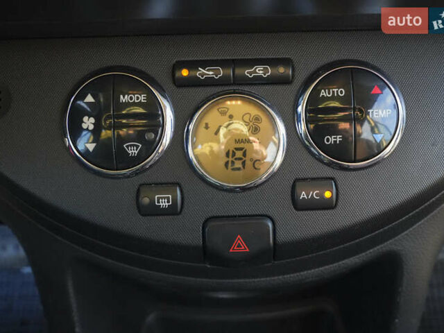 Бежевый Ниссан Ноут, объемом двигателя 1.6 л и пробегом 120 тыс. км за 7300 $, фото 32 на Automoto.ua