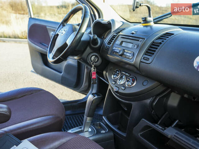 Бежевый Ниссан Ноут, объемом двигателя 1.6 л и пробегом 120 тыс. км за 7300 $, фото 20 на Automoto.ua