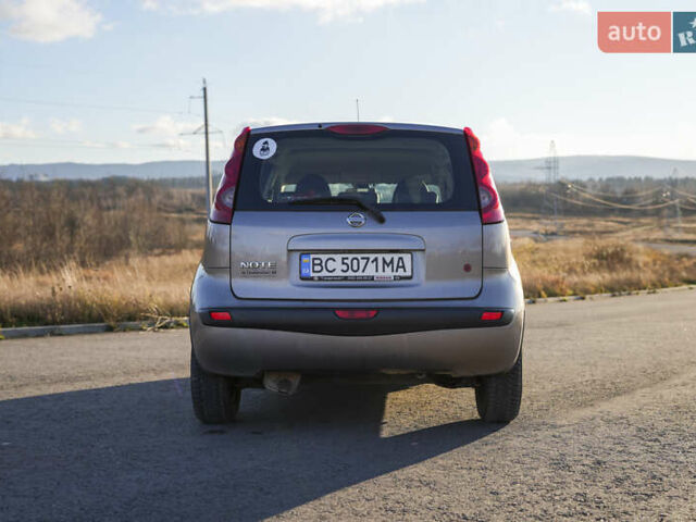 Бежевый Ниссан Ноут, объемом двигателя 1.6 л и пробегом 120 тыс. км за 7300 $, фото 4 на Automoto.ua