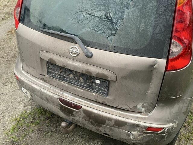 Бежевий Ніссан Ноут, об'ємом двигуна 1.6 л та пробігом 300 тис. км за 2200 $, фото 2 на Automoto.ua