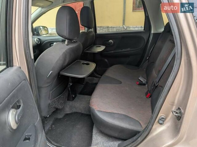 Ніссан Ноут 2008 у Рівному на Automoto.ua Бежевий Ніссан Ноут, об'ємом двигуна 1.6 л та пробігом 210 тис. км за 6000 $, фото 15 на Automoto.ua