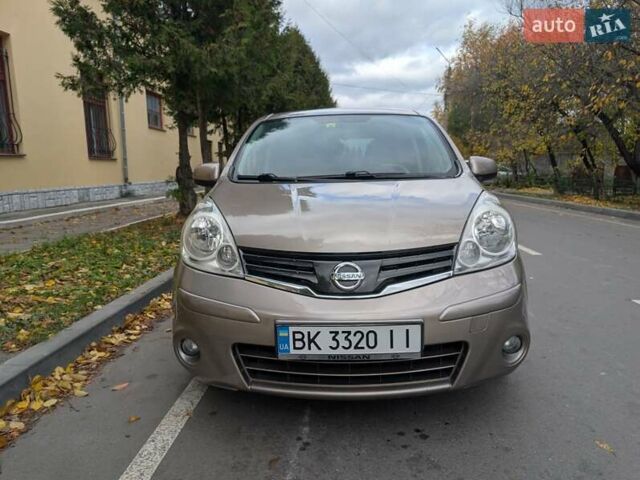 Ніссан Ноут 2008 у Рівному на Automoto.ua Бежевий Ніссан Ноут, об'ємом двигуна 1.6 л та пробігом 210 тис. км за 6000 $, фото 6 на Automoto.ua