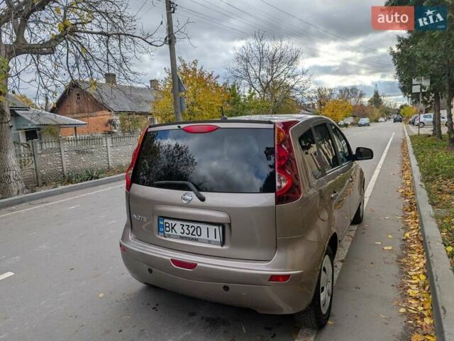 Ніссан Ноут 2008 у Рівному на Automoto.ua Бежевий Ніссан Ноут, об'ємом двигуна 1.6 л та пробігом 210 тис. км за 6000 $, фото 12 на Automoto.ua