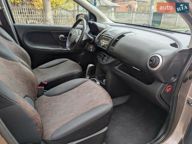Ніссан Ноут 2008 у Рівному на Automoto.ua Бежевий Ніссан Ноут, об'ємом двигуна 1.6 л та пробігом 210 тис. км за 6000 $, фото 14 на Automoto.ua