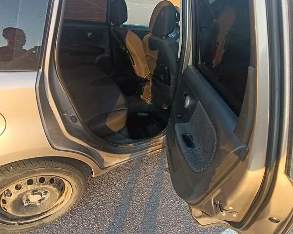 Ниссан Ноут 2008 в Львове на Automoto.ua Бежевый Ниссан Ноут, объемом двигателя 1.46 л и пробегом 278 тыс. км за 4000 $, фото 10 на Automoto.ua