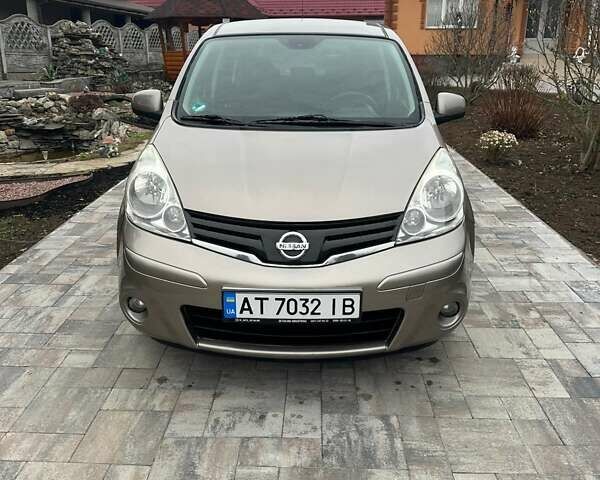 Бежевий Ніссан Ноут, об'ємом двигуна 1.39 л та пробігом 266 тис. км за 5200 $, фото 2 на Automoto.ua