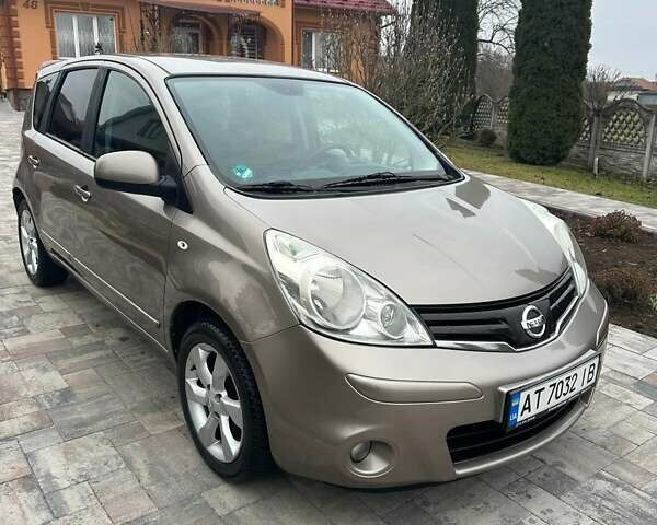 Бежевий Ніссан Ноут, об'ємом двигуна 1.39 л та пробігом 266 тис. км за 5200 $, фото 3 на Automoto.ua