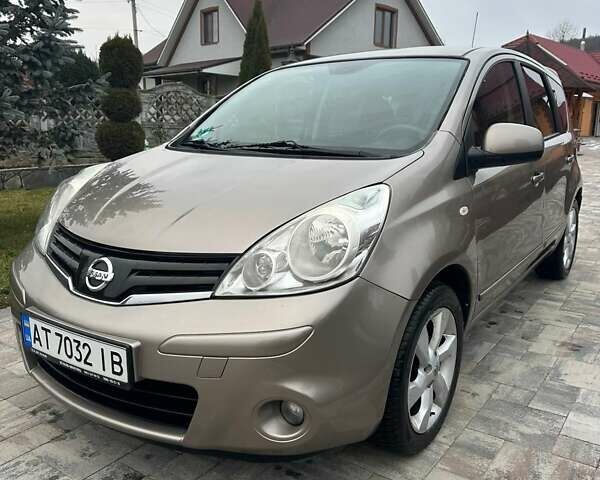 Бежевий Ніссан Ноут, об'ємом двигуна 1.39 л та пробігом 266 тис. км за 5200 $, фото 6 на Automoto.ua