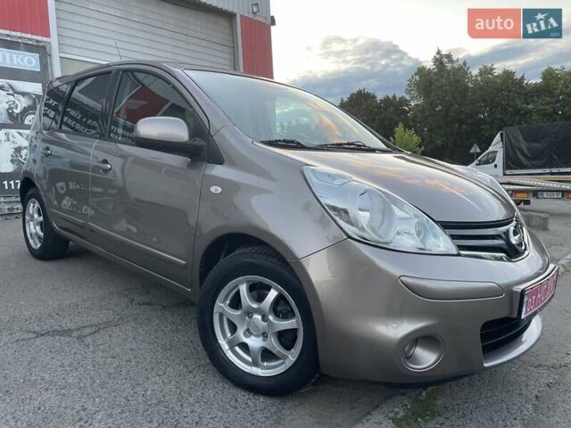 Бежевий Ніссан Ноут, об'ємом двигуна 1.6 л та пробігом 125 тис. км за 7490 $, фото 19 на Automoto.ua