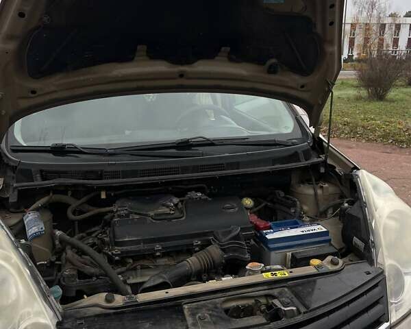 Бежевый Ниссан Ноут, объемом двигателя 1.39 л и пробегом 125 тыс. км за 7500 $, фото 5 на Automoto.ua