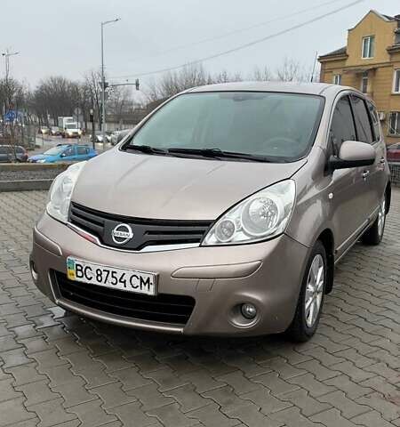 Бежевый Ниссан Ноут, объемом двигателя 1.6 л и пробегом 360 тыс. км за 7600 $, фото 1 на Automoto.ua