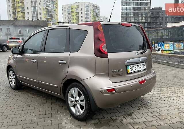 Бежевый Ниссан Ноут, объемом двигателя 1.6 л и пробегом 360 тыс. км за 7600 $, фото 3 на Automoto.ua