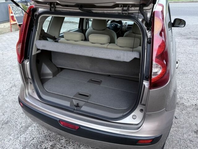 Бежевый Ниссан Ноут, объемом двигателя 1.4 л и пробегом 121 тыс. км за 6700 $, фото 14 на Automoto.ua