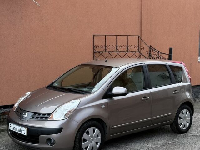 Бежевый Ниссан Ноут, объемом двигателя 1.4 л и пробегом 121 тыс. км за 6700 $, фото 3 на Automoto.ua
