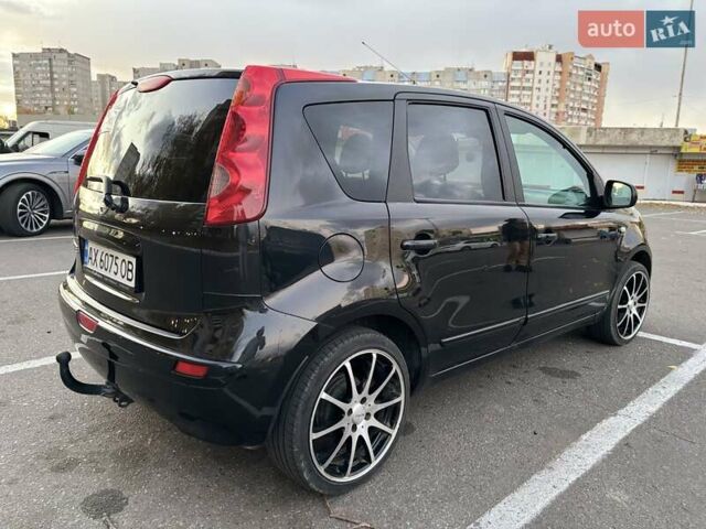 Черный Ниссан Ноут, объемом двигателя 1.6 л и пробегом 228 тыс. км за 5800 $, фото 3 на Automoto.ua