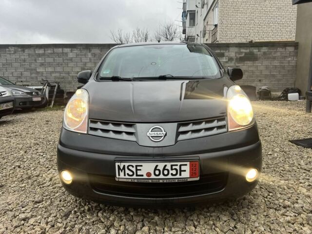 Чорний Ніссан Ноут, об'ємом двигуна 0 л та пробігом 150 тис. км за 5500 $, фото 2 на Automoto.ua