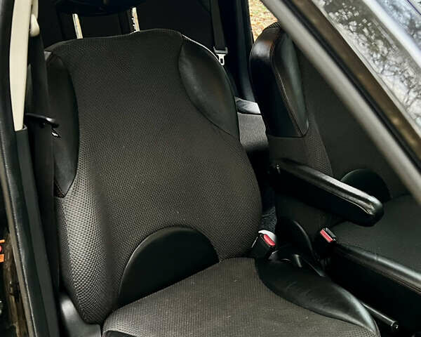 Черный Ниссан Ноут, объемом двигателя 1.6 л и пробегом 172 тыс. км за 5800 $, фото 21 на Automoto.ua