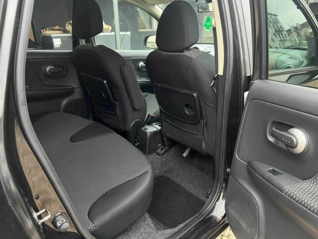 Чорний Ніссан Ноут, об'ємом двигуна 0 л та пробігом 150 тис. км за 5500 $, фото 10 на Automoto.ua