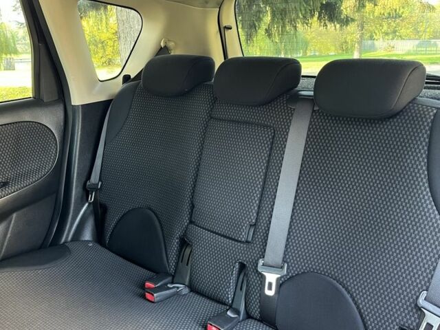 Черный Ниссан Ноут, объемом двигателя 1.6 л и пробегом 219 тыс. км за 4550 $, фото 13 на Automoto.ua