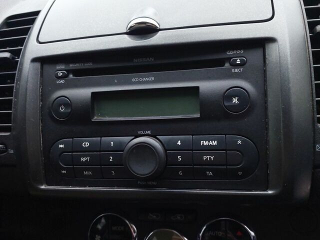 Черный Ниссан Ноут, объемом двигателя 0 л и пробегом 200 тыс. км за 4850 $, фото 7 на Automoto.ua