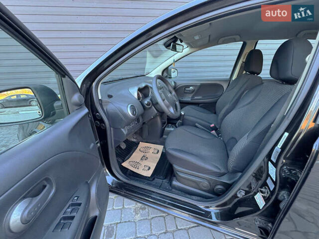 Черный Ниссан Ноут, объемом двигателя 1.4 л и пробегом 190 тыс. км за 5500 $, фото 4 на Automoto.ua