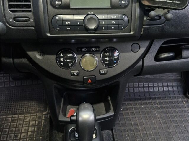 Чорний Ніссан Ноут, об'ємом двигуна 1.6 л та пробігом 226 тис. км за 6000 $, фото 10 на Automoto.ua