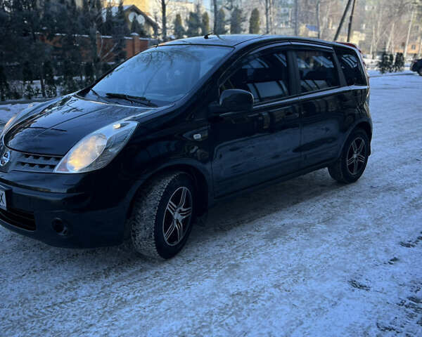 Чорний Ніссан Ноут, об'ємом двигуна 1.6 л та пробігом 179 тис. км за 5999 $, фото 9 на Automoto.ua