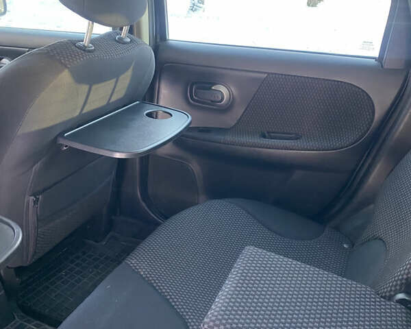 Чорний Ніссан Ноут, об'ємом двигуна 1.6 л та пробігом 228 тис. км за 5900 $, фото 23 на Automoto.ua