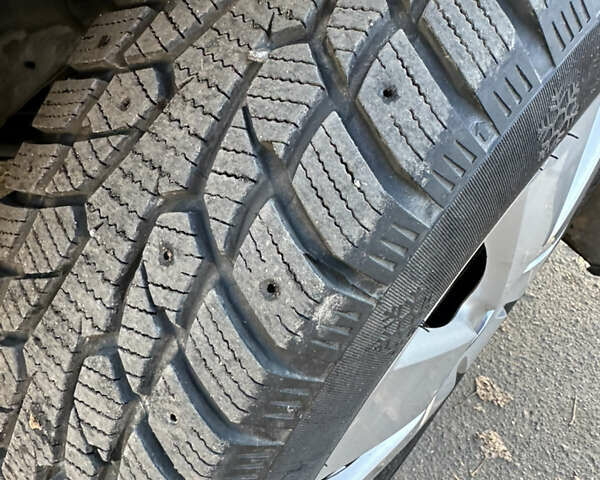 Чорний Ніссан Ноут, об'ємом двигуна 1.6 л та пробігом 336 тис. км за 4750 $, фото 17 на Automoto.ua