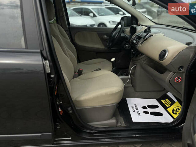 Черный Ниссан Ноут, объемом двигателя 1.6 л и пробегом 315 тыс. км за 5500 $, фото 9 на Automoto.ua