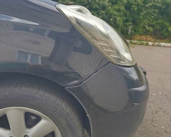 Черный Ниссан Ноут, объемом двигателя 1.46 л и пробегом 270 тыс. км за 4900 $, фото 6 на Automoto.ua