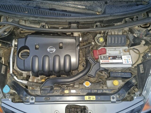 Чорний Ніссан Ноут, об'ємом двигуна 1.6 л та пробігом 226 тис. км за 6000 $, фото 18 на Automoto.ua