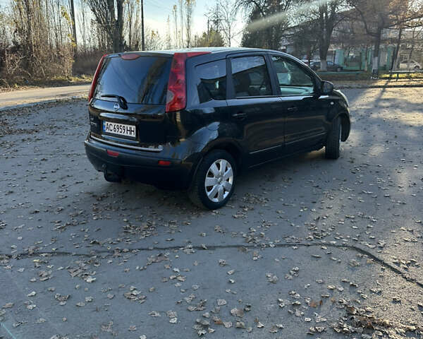Чорний Ніссан Ноут, об'ємом двигуна 1.6 л та пробігом 336 тис. км за 4750 $, фото 2 на Automoto.ua