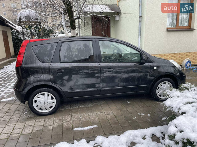 Черный Ниссан Ноут, объемом двигателя 1.6 л и пробегом 148 тыс. км за 5800 $, фото 6 на Automoto.ua