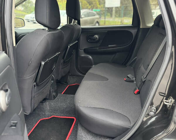 Чорний Ніссан Ноут, об'ємом двигуна 1.4 л та пробігом 217 тис. км за 5000 $, фото 23 на Automoto.ua