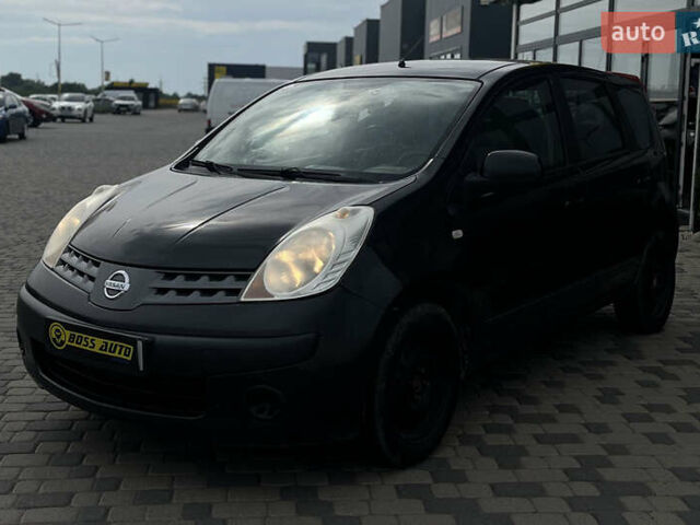 Черный Ниссан Ноут, объемом двигателя 1.6 л и пробегом 315 тыс. км за 5500 $, фото 2 на Automoto.ua