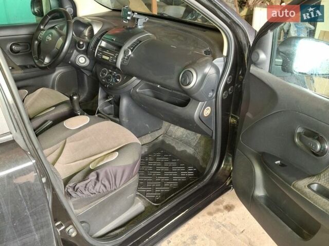 Чорний Ніссан Ноут, об'ємом двигуна 1.5 л та пробігом 268 тис. км за 4000 $, фото 9 на Automoto.ua