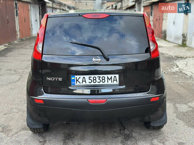 Черный Ниссан Ноут, объемом двигателя 1.6 л и пробегом 223 тыс. км за 4999 $, фото 6 на Automoto.ua