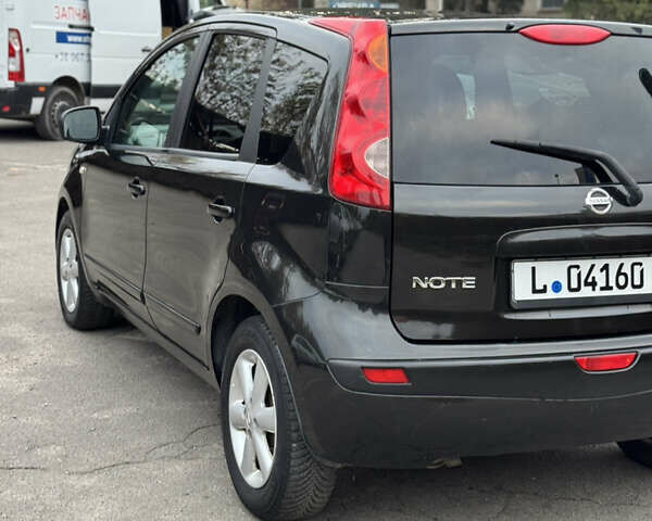 Чорний Ніссан Ноут, об'ємом двигуна 1.4 л та пробігом 217 тис. км за 5000 $, фото 8 на Automoto.ua