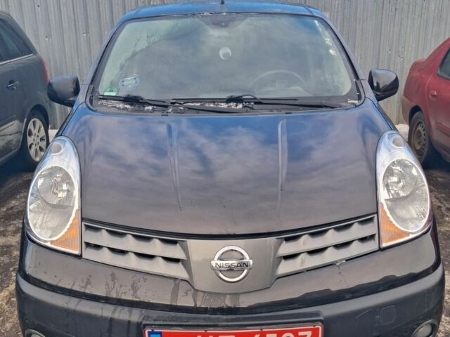 Черный Ниссан Ноут, объемом двигателя 0 л и пробегом 200 тыс. км за 4850 $, фото 4 на Automoto.ua