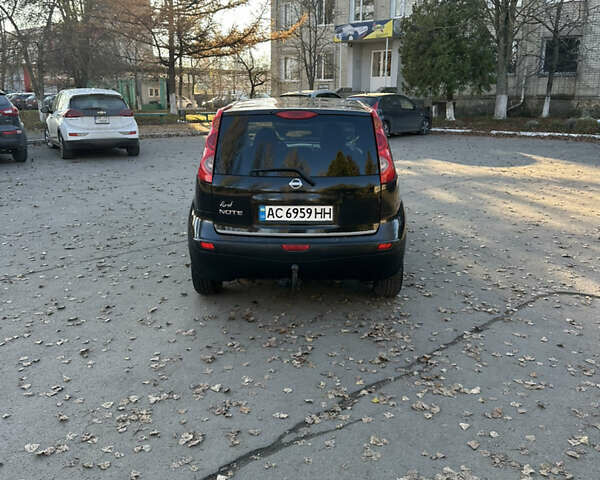 Чорний Ніссан Ноут, об'ємом двигуна 1.6 л та пробігом 336 тис. км за 4750 $, фото 3 на Automoto.ua