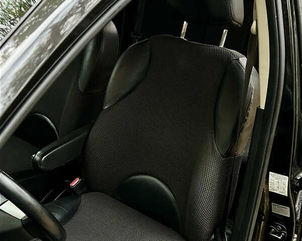 Черный Ниссан Ноут, объемом двигателя 1.6 л и пробегом 172 тыс. км за 5800 $, фото 20 на Automoto.ua