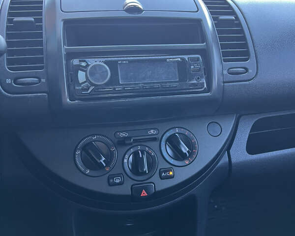 Черный Ниссан Ноут, объемом двигателя 1.6 л и пробегом 179 тыс. км за 6999 $, фото 18 на Automoto.ua