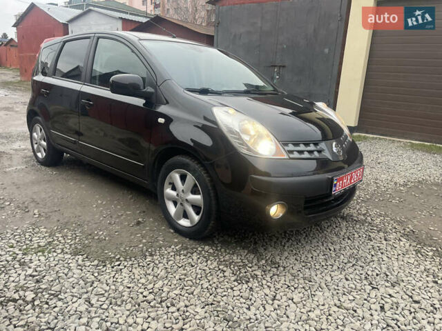 Черный Ниссан Ноут, объемом двигателя 1.4 л и пробегом 235 тыс. км за 4900 $, фото 2 на Automoto.ua