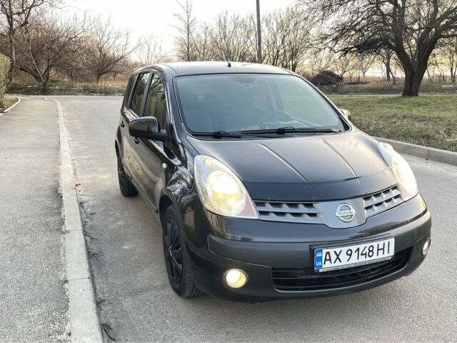 Чорний Ніссан Ноут, об'ємом двигуна 0.15 л та пробігом 230 тис. км за 4500 $, фото 2 на Automoto.ua