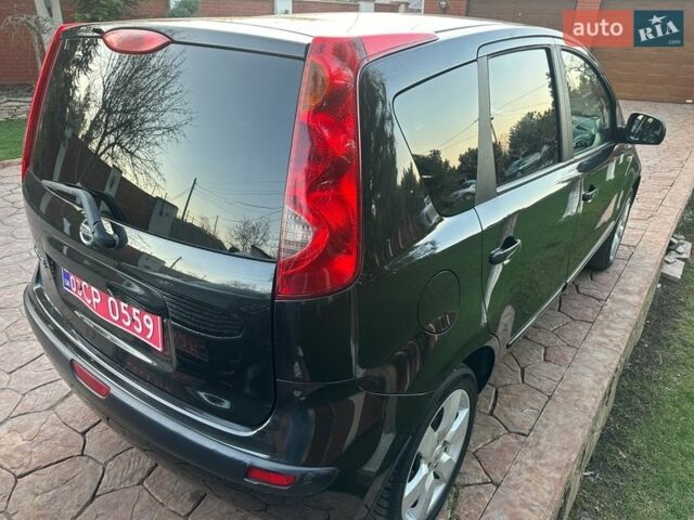 Черный Ниссан Ноут, объемом двигателя 1.6 л и пробегом 167 тыс. км за 5500 $, фото 7 на Automoto.ua