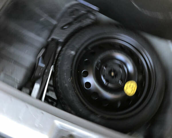 Чорний Ніссан Ноут, об'ємом двигуна 1.39 л та пробігом 177 тис. км за 5200 $, фото 25 на Automoto.ua