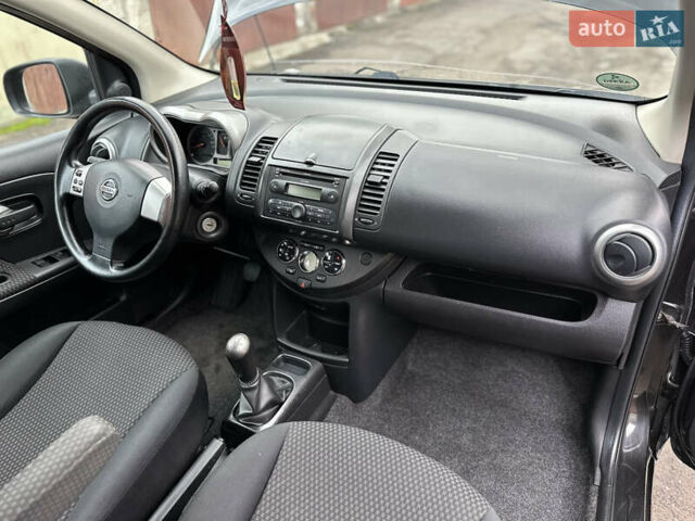 Черный Ниссан Ноут, объемом двигателя 1.6 л и пробегом 223 тыс. км за 4999 $, фото 18 на Automoto.ua
